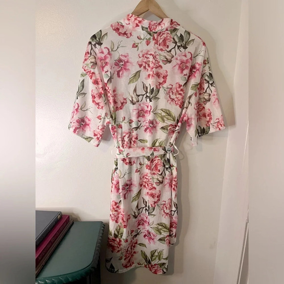 Show Me Your MuMu Brie Garden of Blooms Floral Robe w/ Tie Sz: O/S - Picture 7 of 7